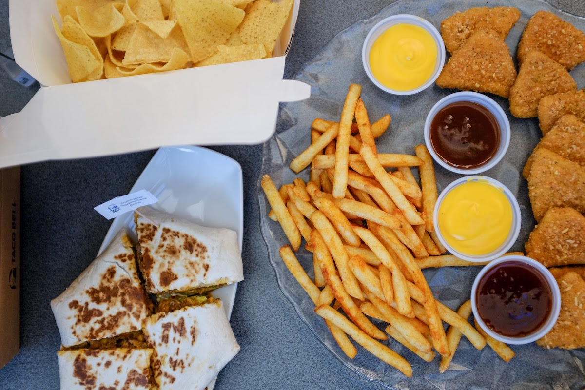 Taco Bell Gaia Shopping-10